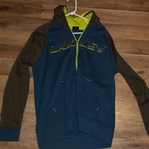 Oakley zip up